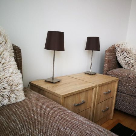 Voeroesmarty Apartman Miskolc - Belvaros - Downtown ภายนอก รูปภาพ