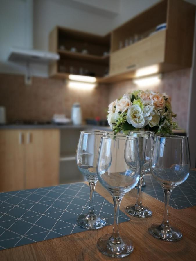 Voeroesmarty Apartman Miskolc - Belvaros - Downtown ภายนอก รูปภาพ