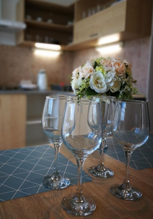Voeroesmarty Apartman Miskolc - Belvaros - Downtown ภายนอก รูปภาพ